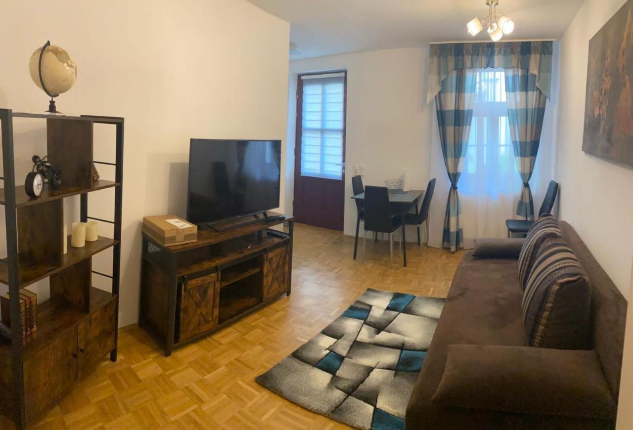 Apartment Altstadt 2 เพียร์นา ภายนอก รูปภาพ